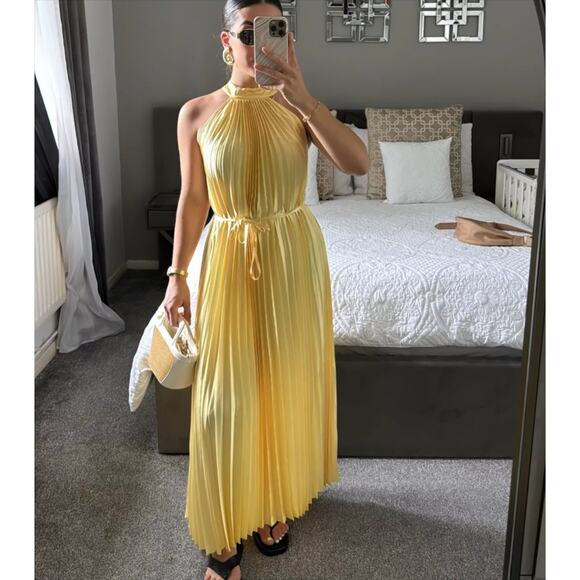 MANGO BLOGGER FAVE!!! Pleated Midi Dress NWT - Picture 11 of 16